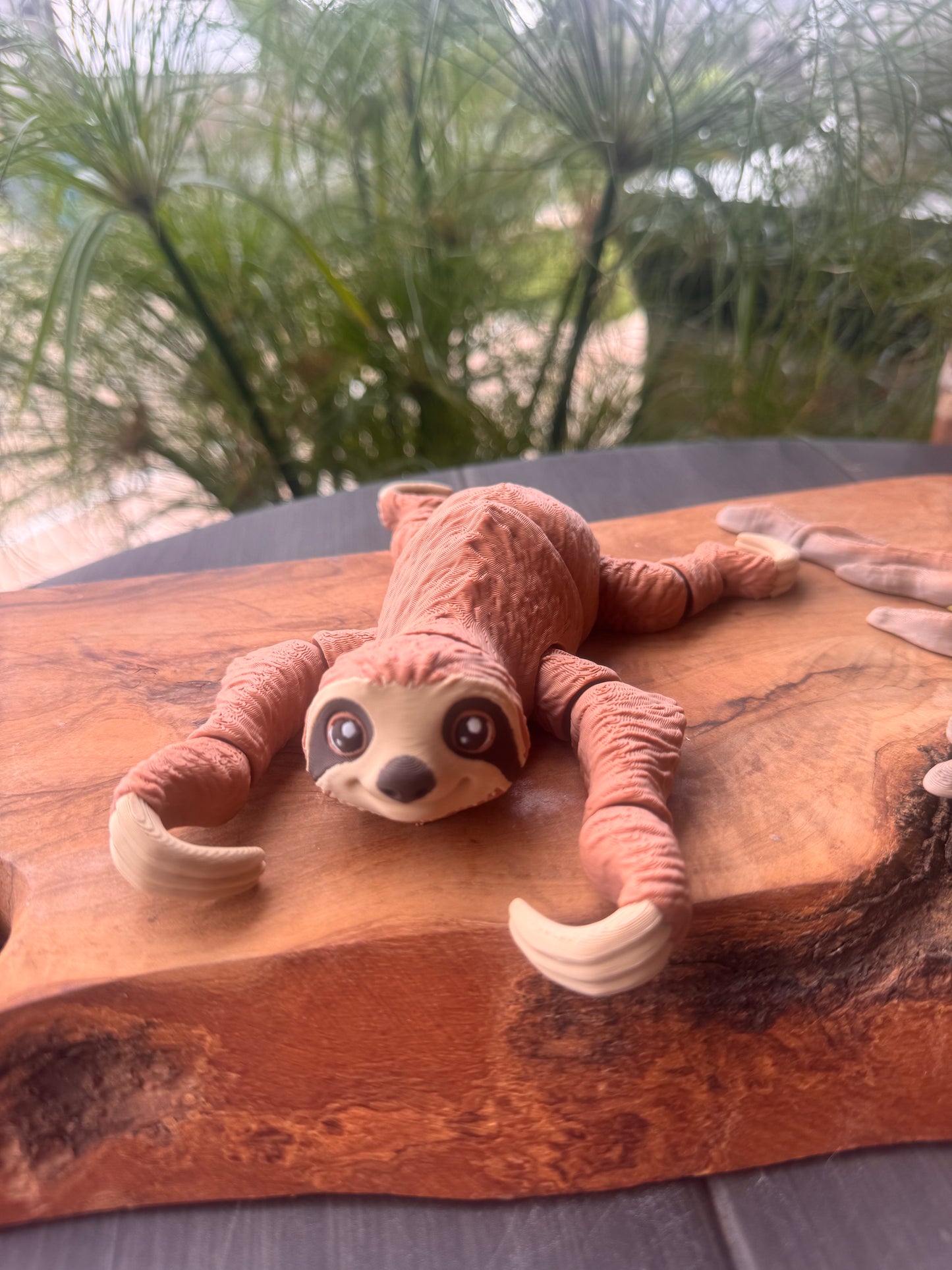 3D Sloth & Tree